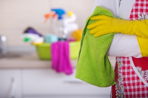 Professional move-out cleaning for a Battersea apartment